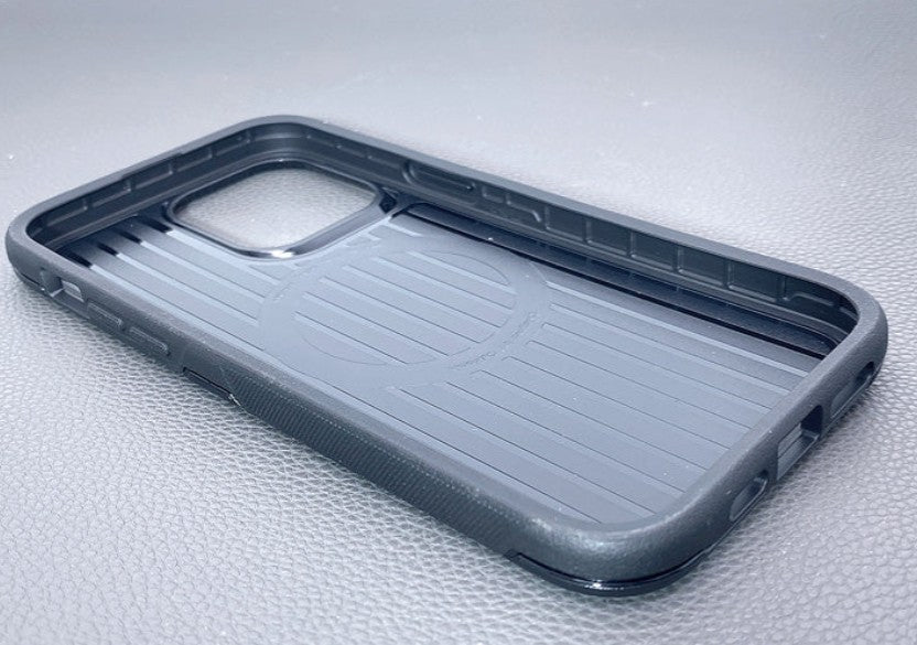 iPhone 15 Pro X-Symmetry Case Black