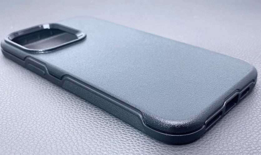 iPhone 15 Pro X-Symmetry Case Black